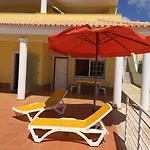 Vila Vista Mar E Piscina Fuzeta